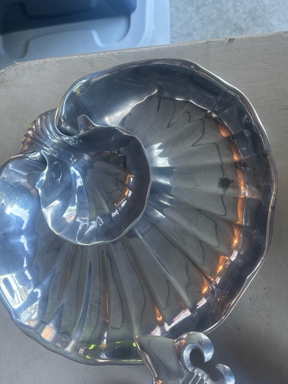 Wilton Armetale Polished Silver Shell-Shaped Bowl